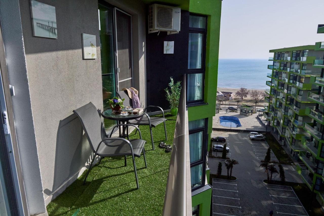 Sonnenstrand Apartment - Spa N Pool Beach Resort Mamaia Exterior photo