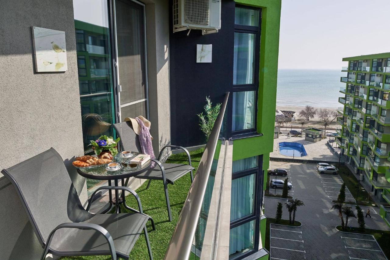 Sonnenstrand Apartment - Spa N Pool Beach Resort Mamaia Exterior photo